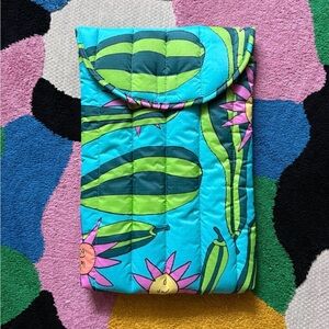 NWOT Baggu Puffy Laptop Sleeve 16” Zucchini — RARE